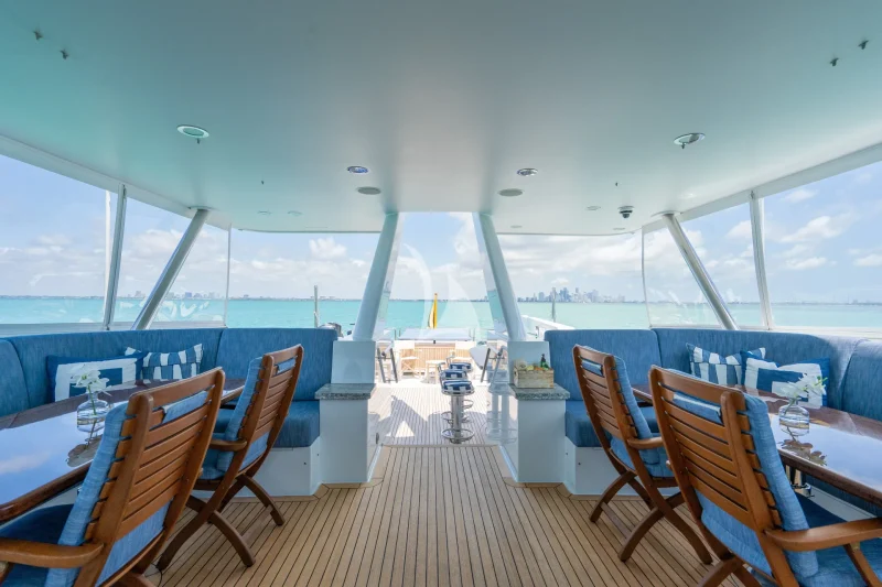 TOP DECK SEATING