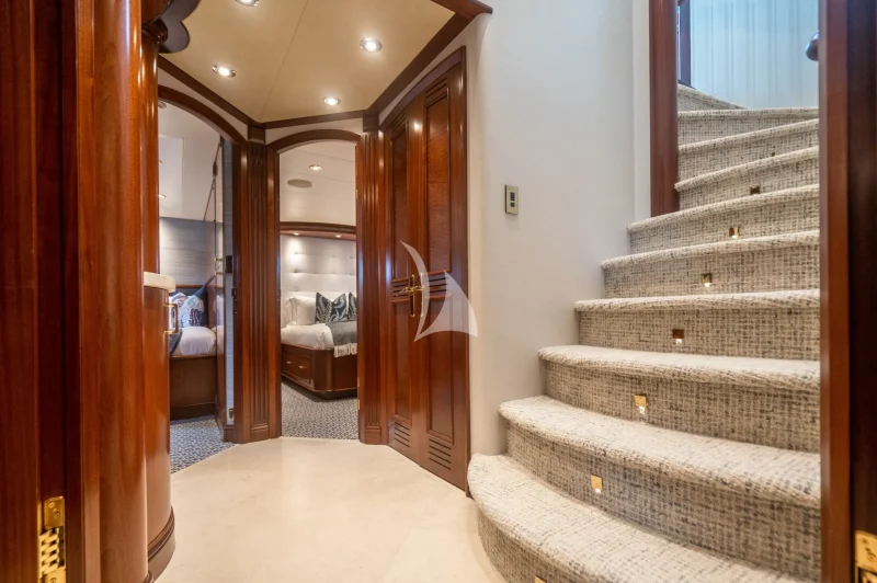 LOWER MIDSHIP STATEROOMS