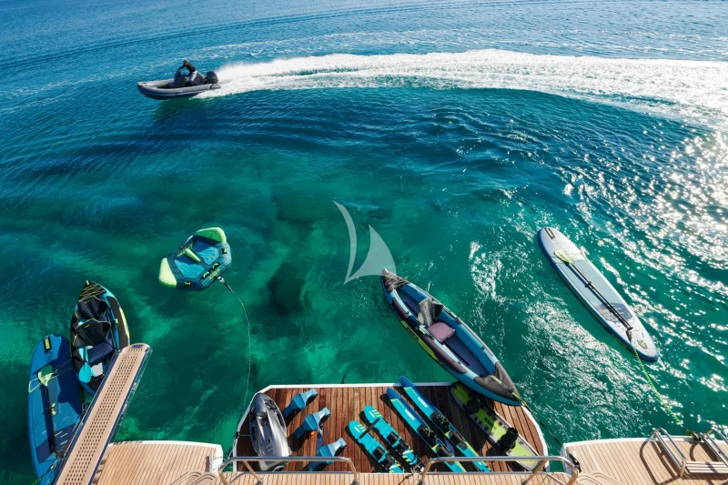 Water toys