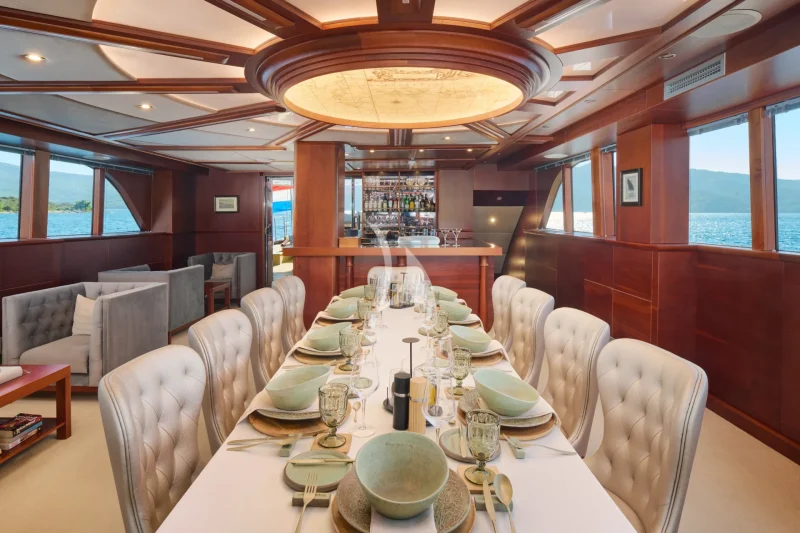 Lady Gita Salon Dining
