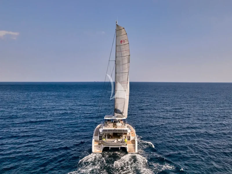 Aft view sailing