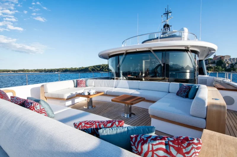 NORTHERN ESCAPE | Bow Lounge Area