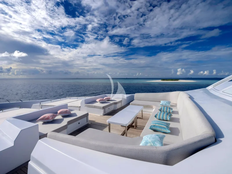Foredeck lounge area