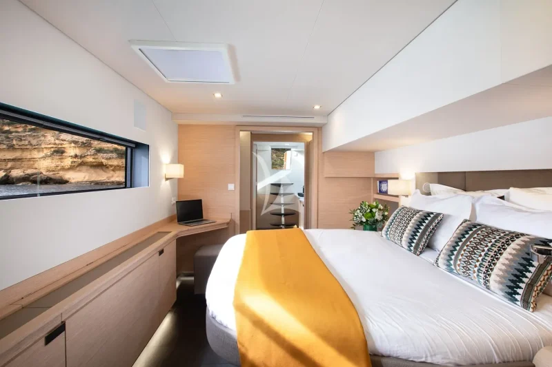 ARMEN MASTER CABIN