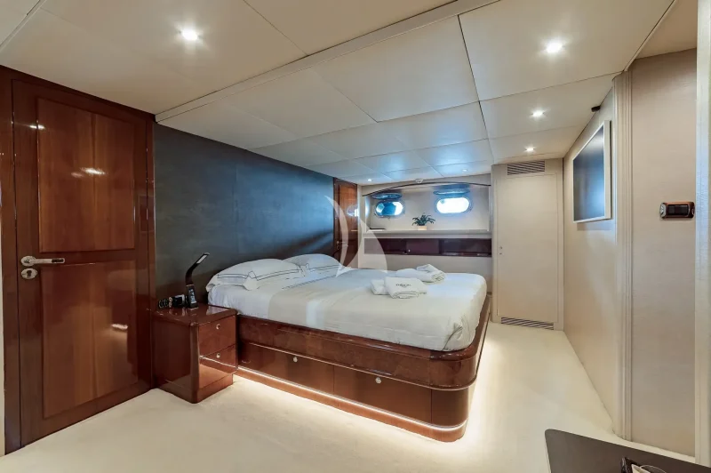 Master Cabin 