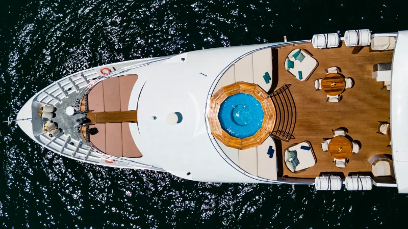 Bow aerial