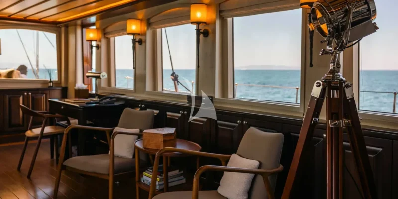 SATORI - Saloon