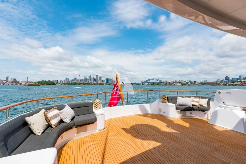 Birdge deck aft