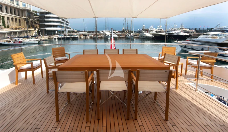 Owners deck