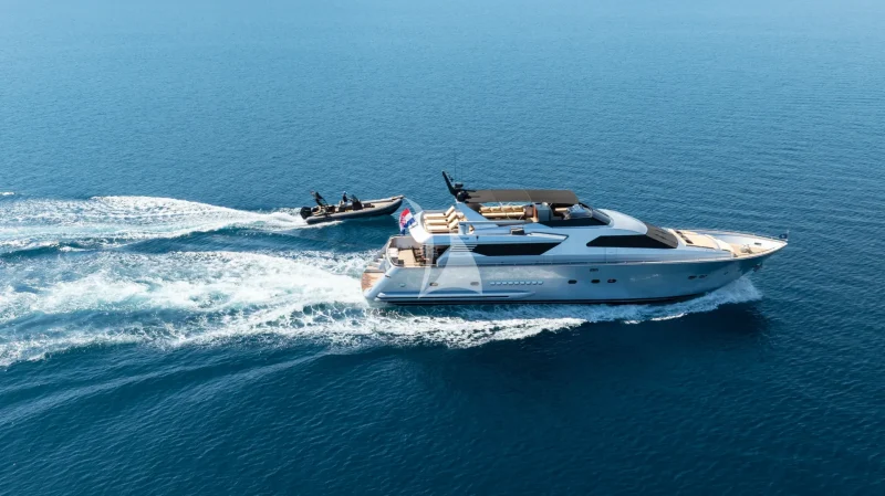 PHANTOM open sea splendor
