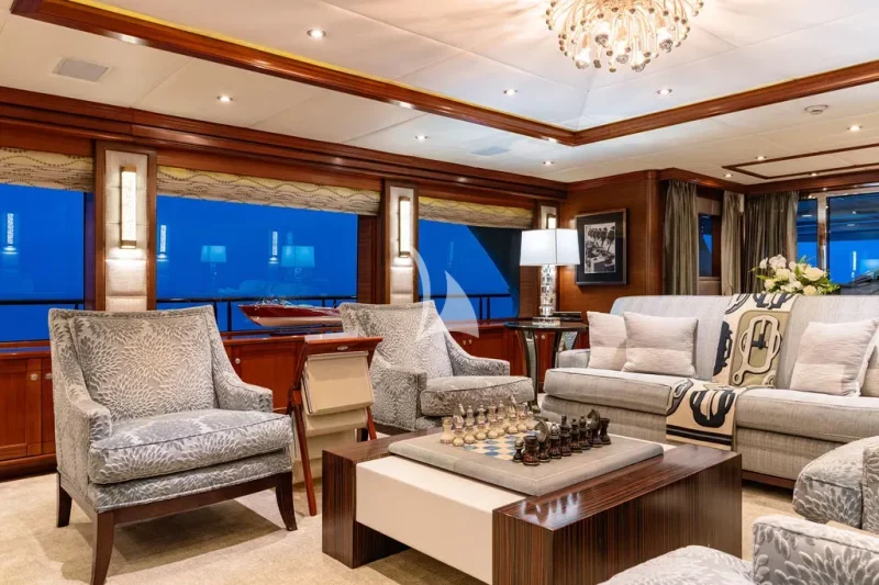 Ocean Club Main salon