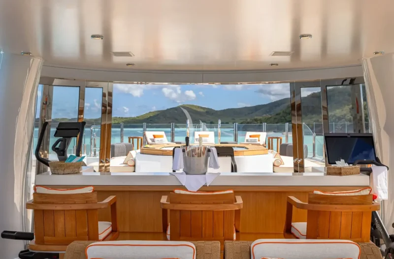 SUN DECK BAR
