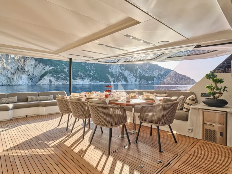 Aft seating area