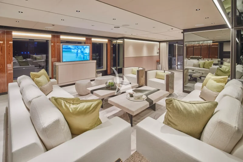 Main salon 