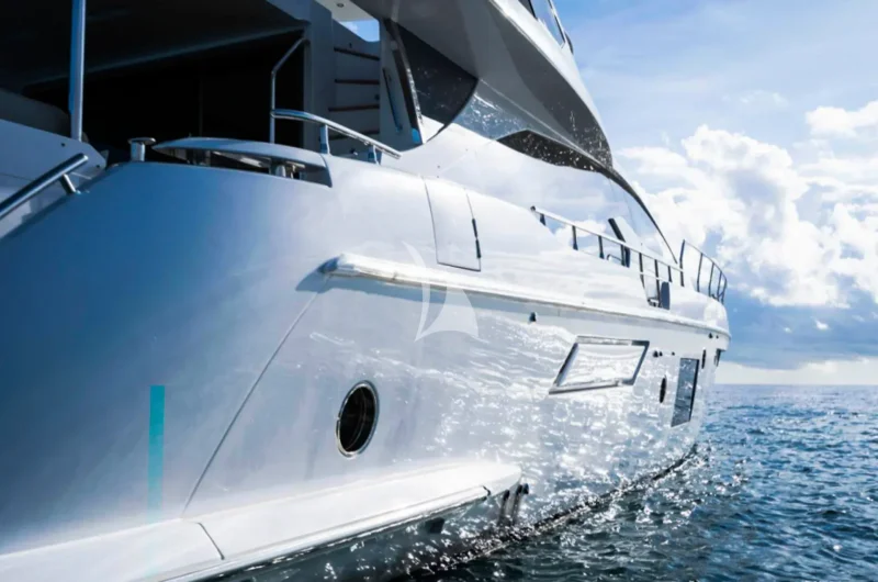 MINEIRA starboard side