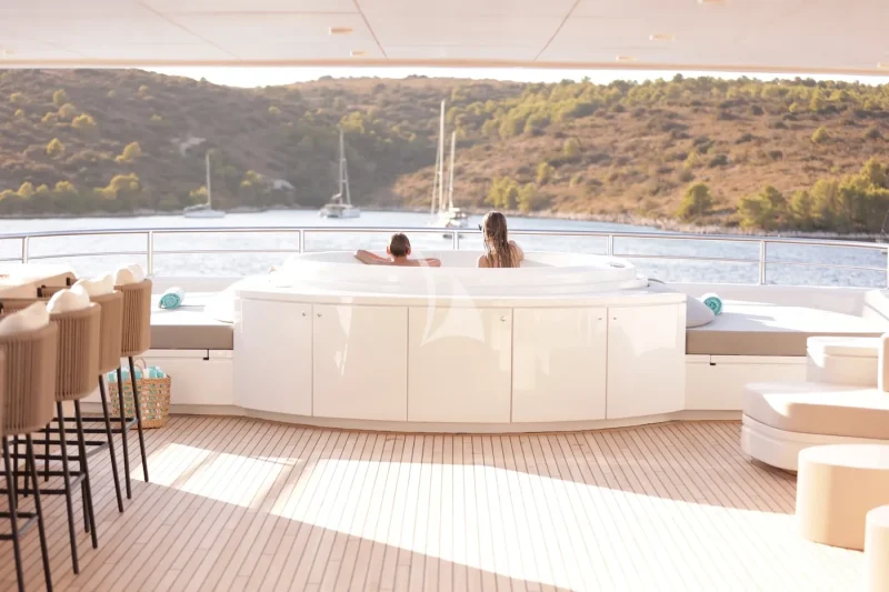 Jacuzzi