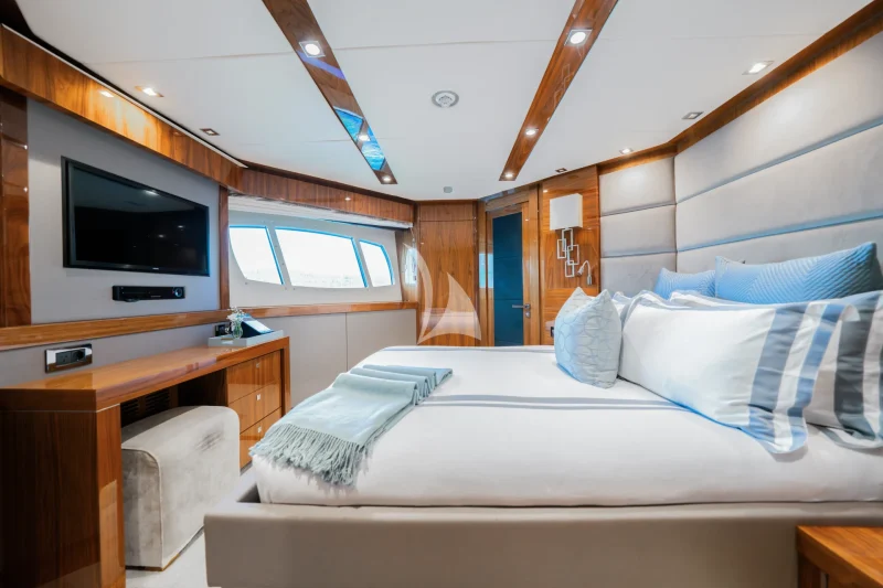 VIP Cabin 1