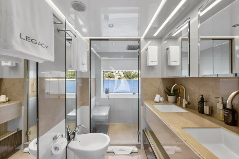 Master Ensuite