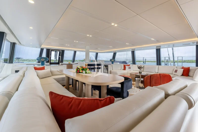 Main Deck Dining 