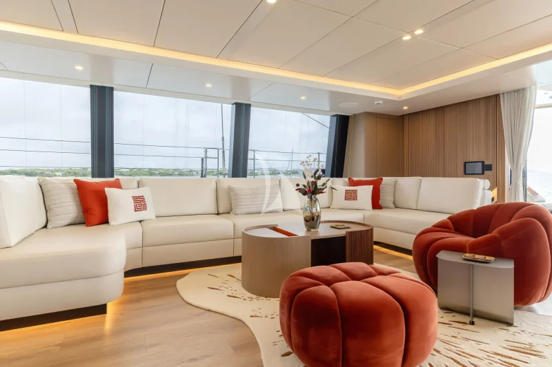 Main Deck Salon 