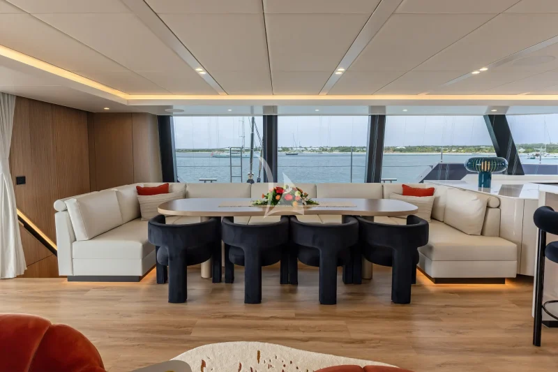Main Deck Dining 