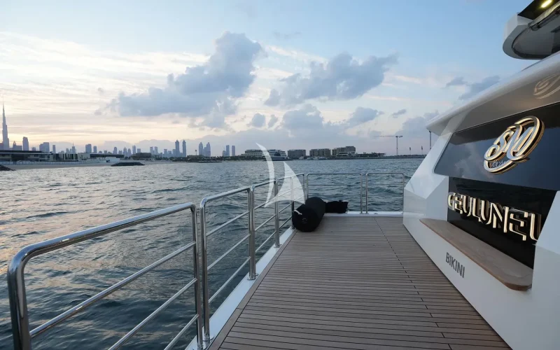 M/Y GEULUNEL Beach Club