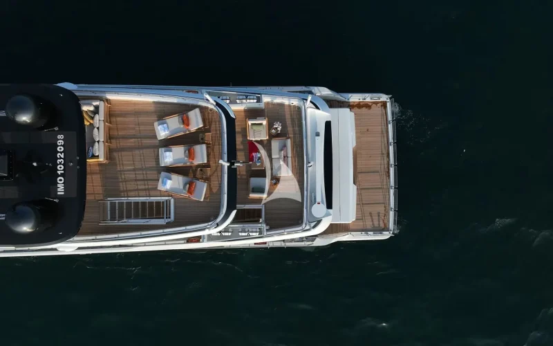M/Y GEULUNEL 