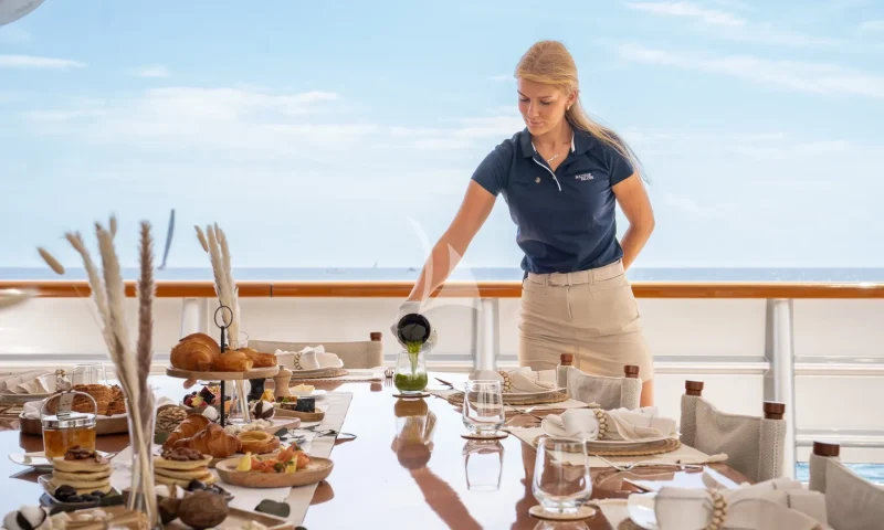 Main Deck Alfresco Dining