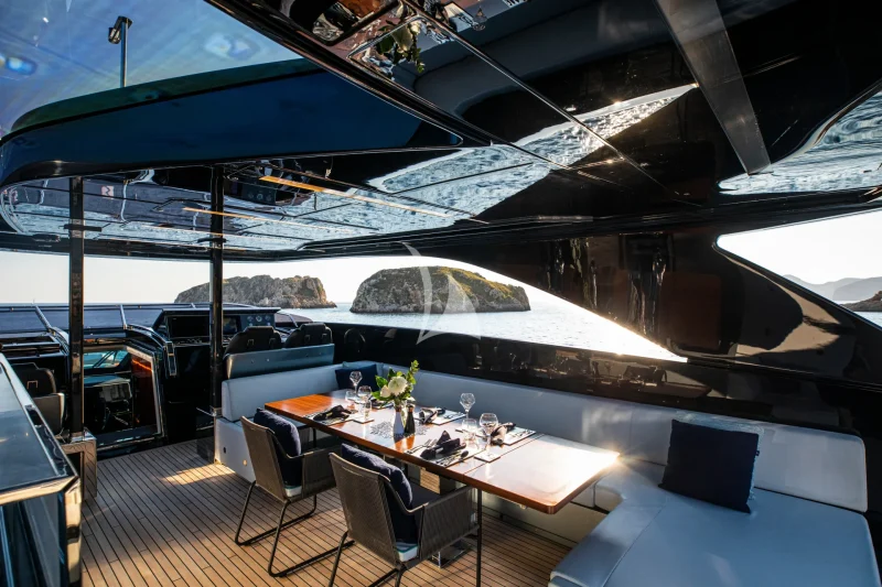Flybridge