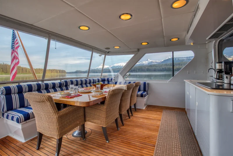 Aft Deck Seating