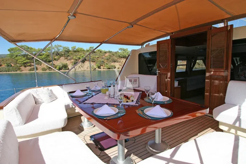 Aft Dining and Seating Area