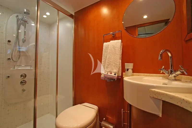 Aft Master Cabin Bathroom