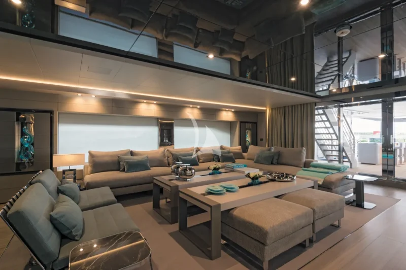 Sky Lounge