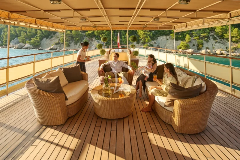 Upper deck exterior aft lounge