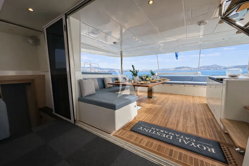 Royal-Destiny-cockpit-aft