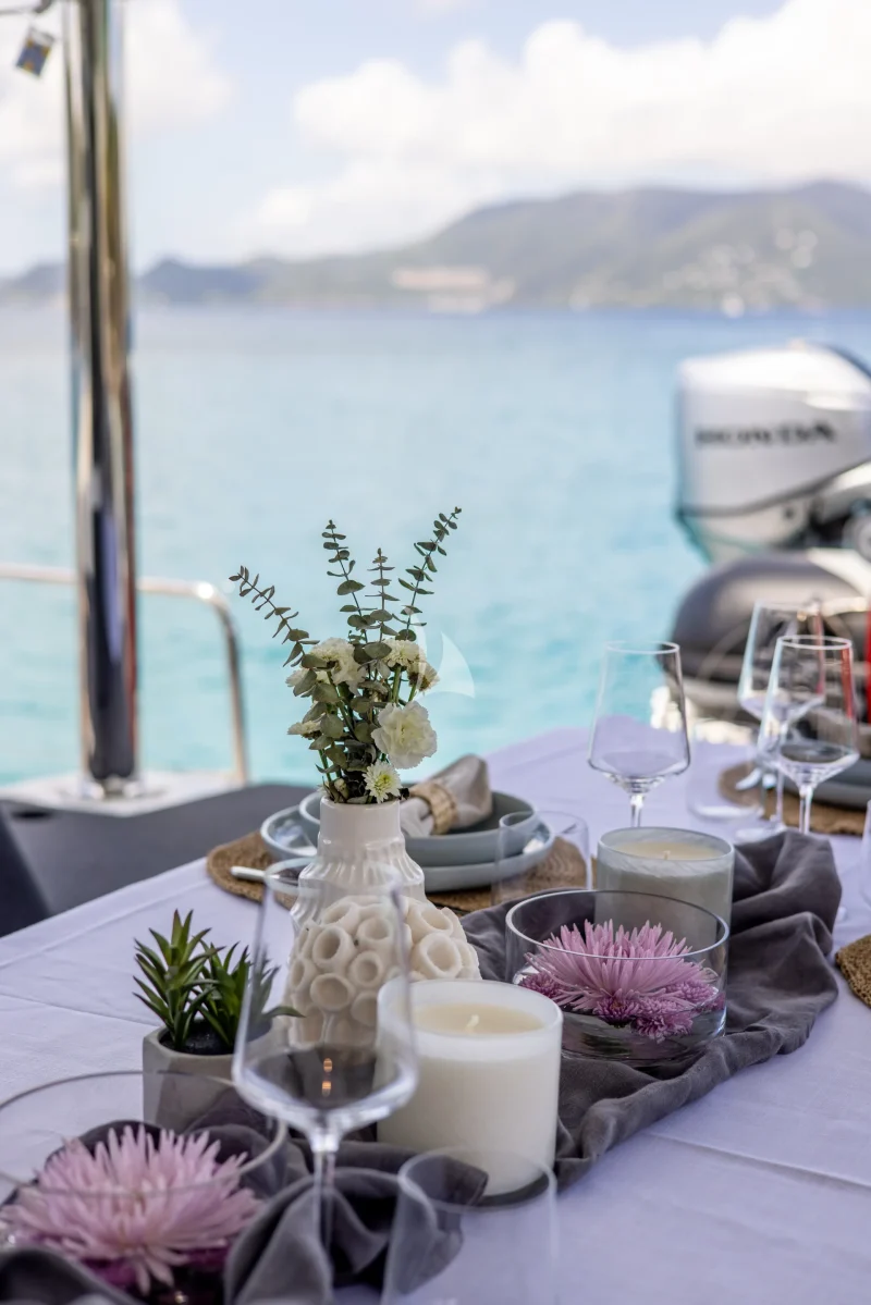 Main Deck Dining 