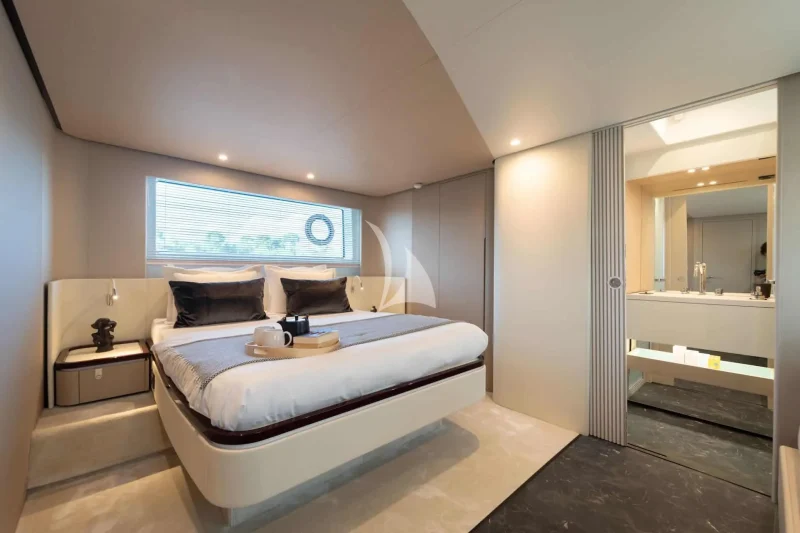 MASTER CABIN