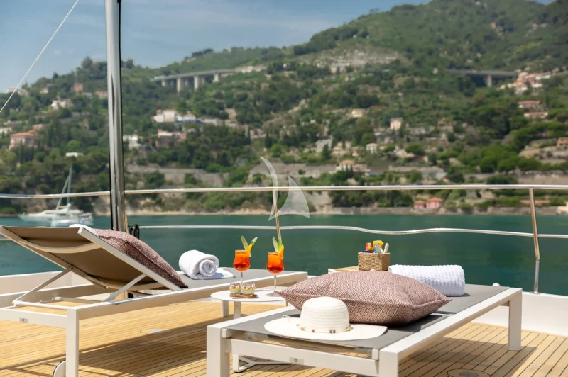 GITANES SUN DECK 2