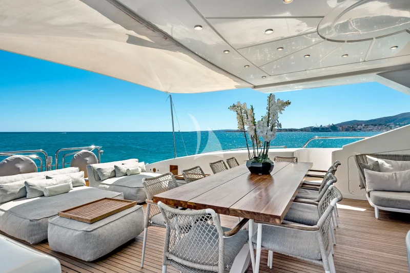 MRS GREY - aft deck