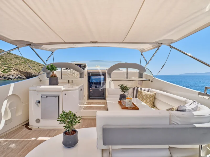 Upper deck/Flybridge
