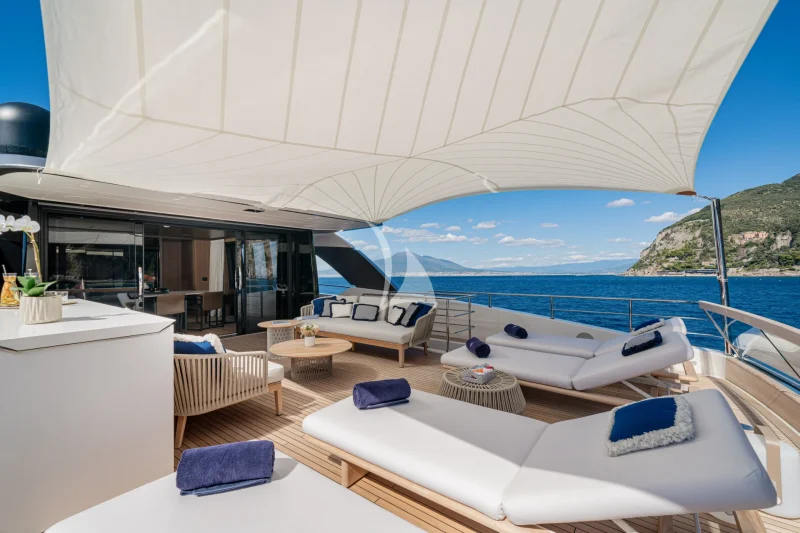 Sundeck - Optional Awnings
