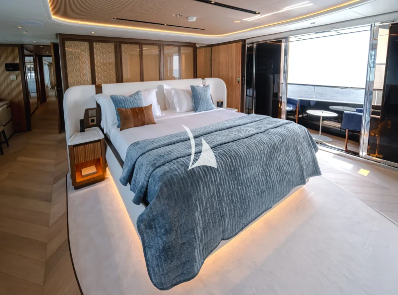 SUZIE Q - Majesty 145 Primary Suite