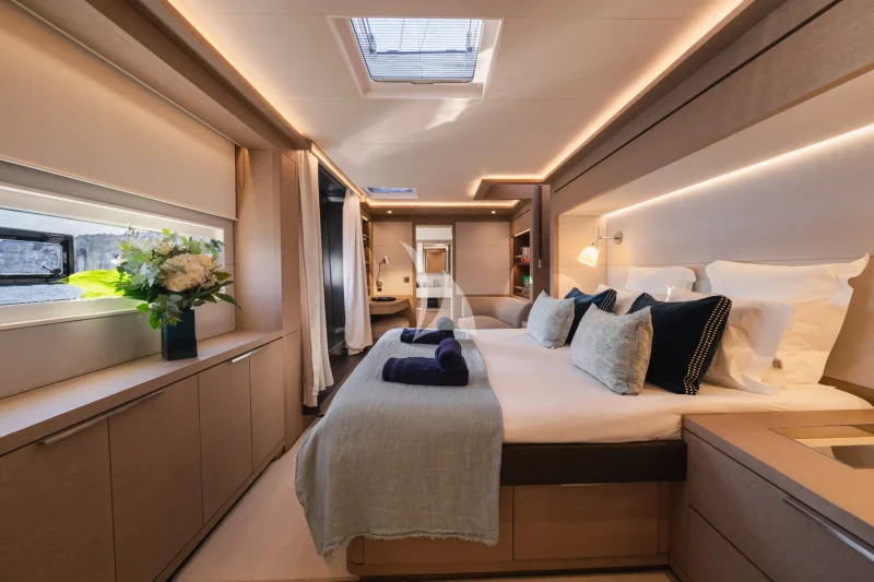 LA DESIRADE - MASTER CABIN