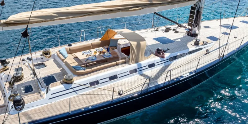 STELLA OF RORC - Cockpit / Deck