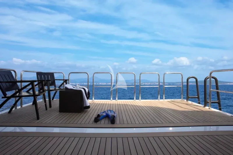 Swimming platform