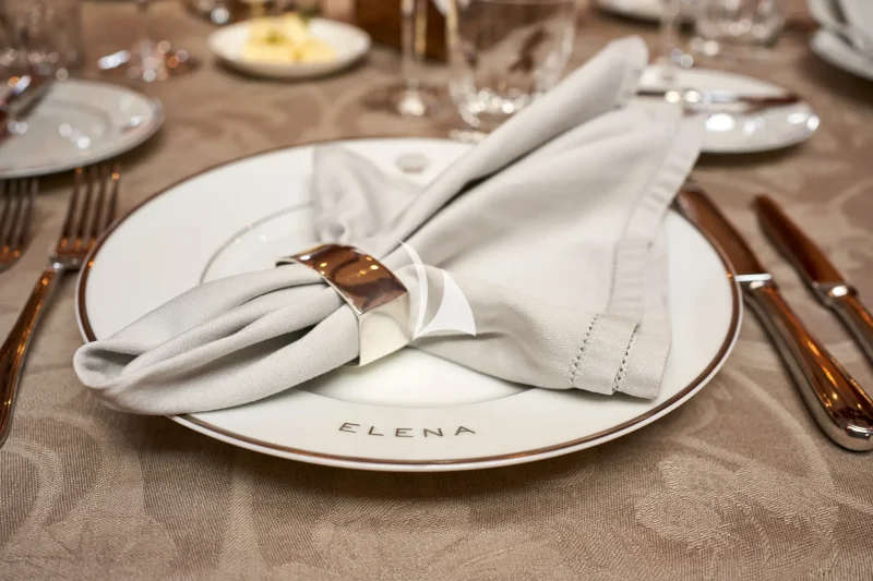 Dining service