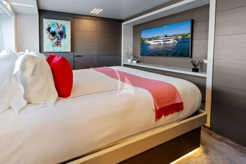 GUEST CABIN