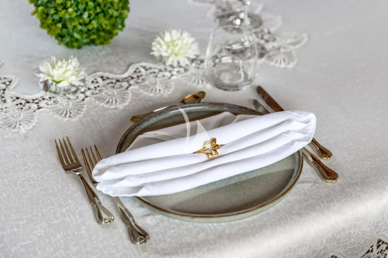 Dining detail