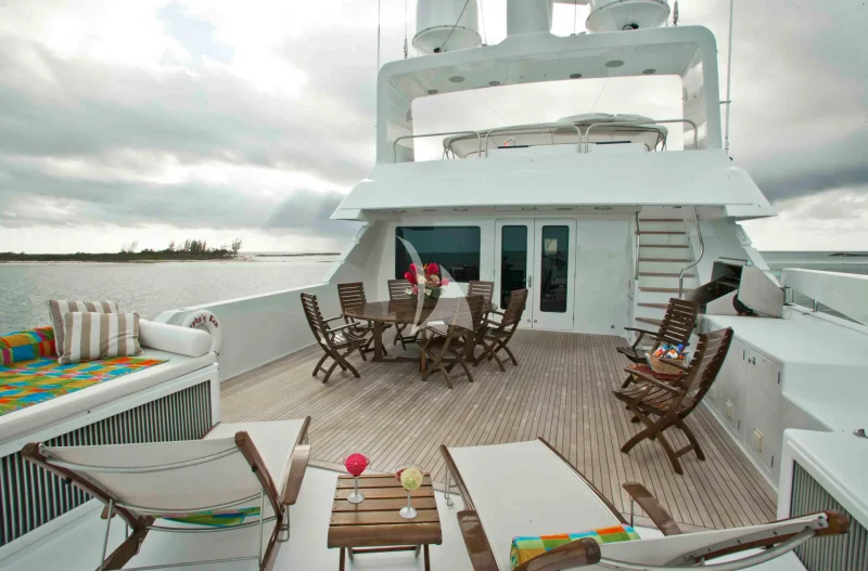 Upper deck 