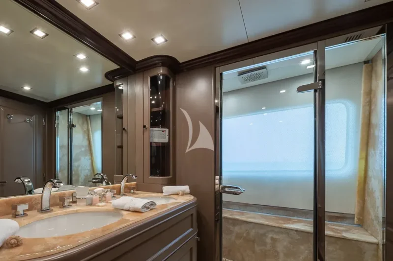 Master Suite Bathroom